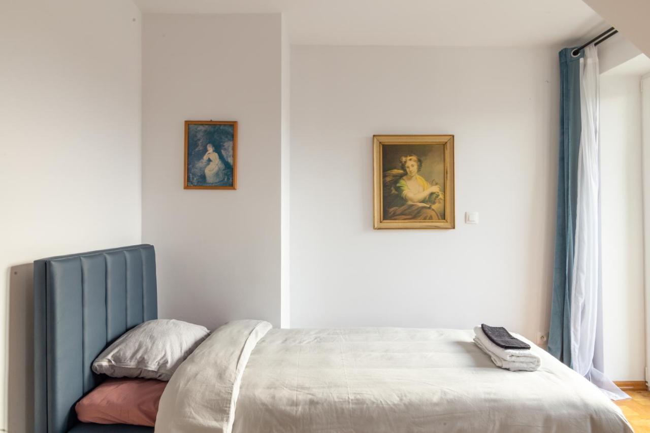 The Castle Suites & Apartment - Free Parking - (Adults Only) Cracovie Extérieur photo