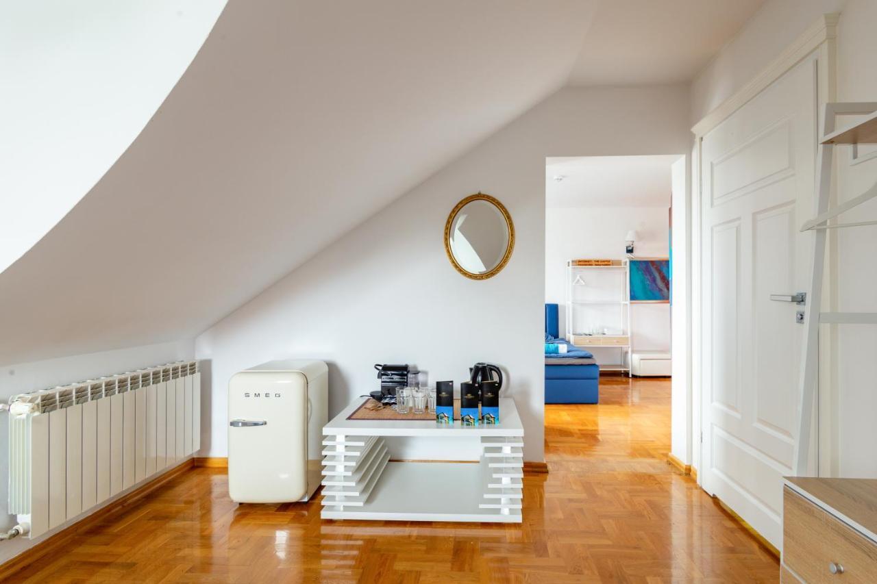 The Castle Suites & Apartment - Free Parking - (Adults Only) Cracovie Extérieur photo